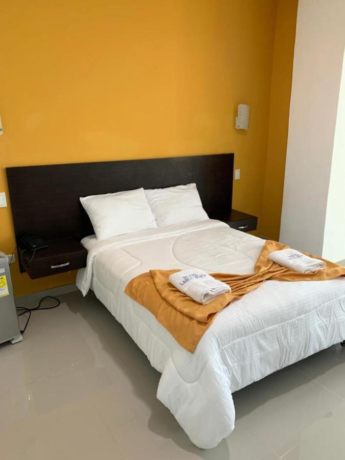 Hotel Large Beach Taganga Exterior photo